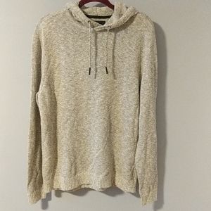 NWT Men's Hooded Sweater (size large)